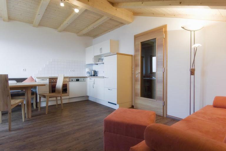 Wargerhof - Urlaub Auf Dem Bauernhof Apartment Meltina Bagian luar foto