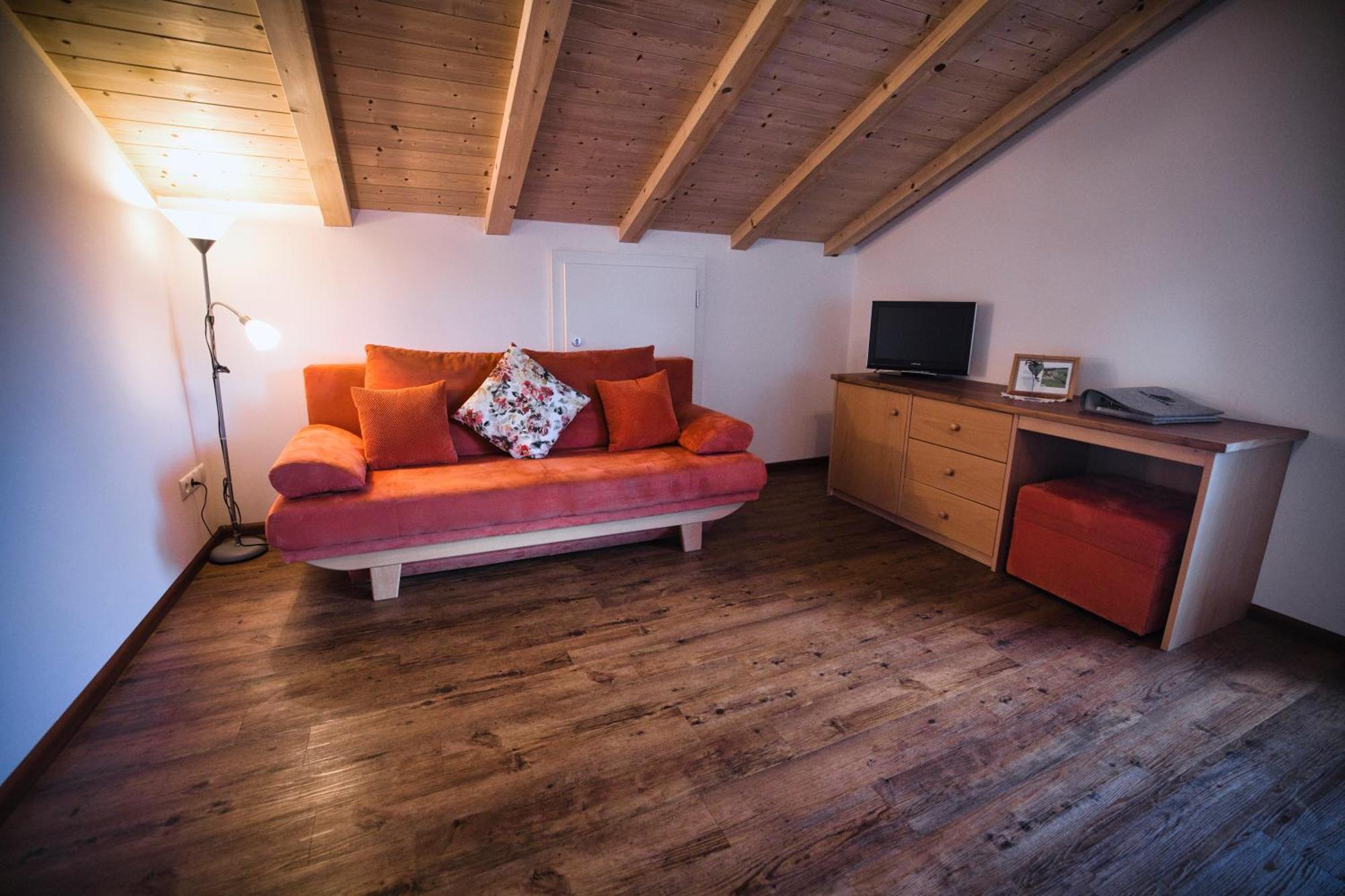 Wargerhof - Urlaub Auf Dem Bauernhof Apartment Meltina Bagian luar foto